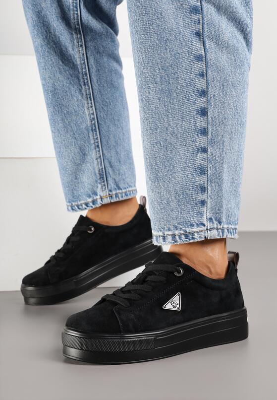 Czarne Zamszowe Sneakersy na Grubej Podeszwie z Metaliczną Ozdobą Messle 3