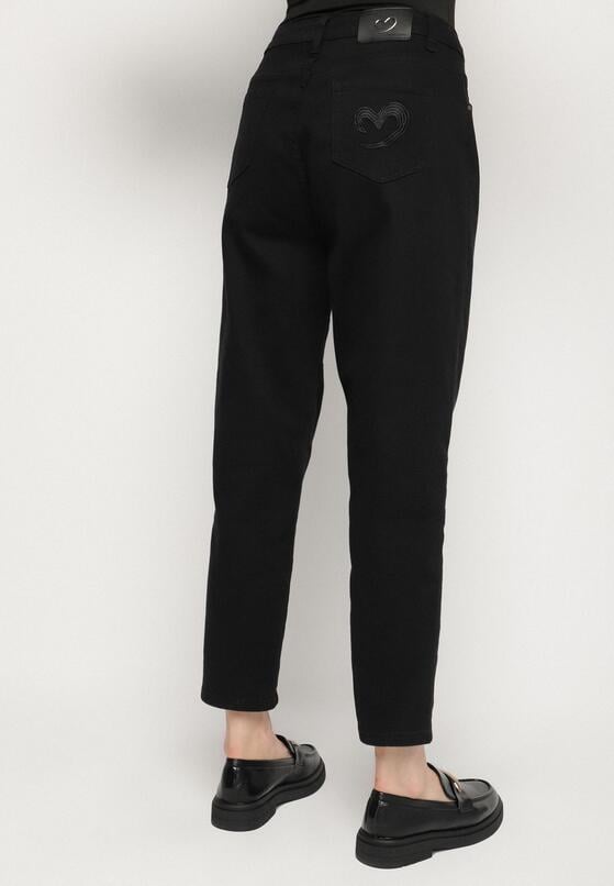 Czarne Klasyczne Jeansy o Kroju Mom Fit Fesianela 3