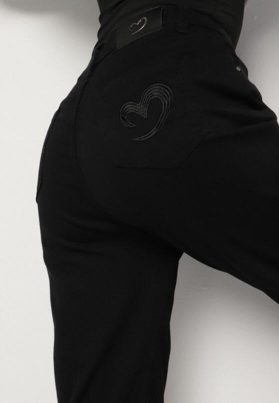 Czarne Klasyczne Jeansy o Kroju Mom Fit Fesianela 5