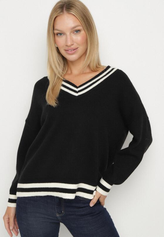 Czarny Sweter z Domieszką Kaszmiru w Stylu Preppy Liendria 2