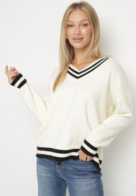 Jasnobeżowy Sweter z Domieszką Kaszmiru w Stylu Preppy Liendria 4