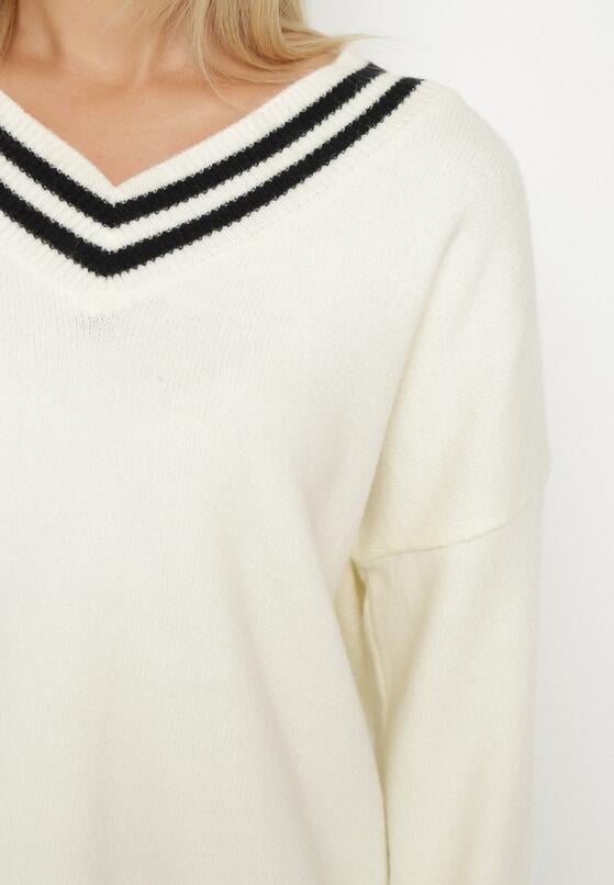 Jasnobeżowy Sweter z Domieszką Kaszmiru w Stylu Preppy Liendria 5