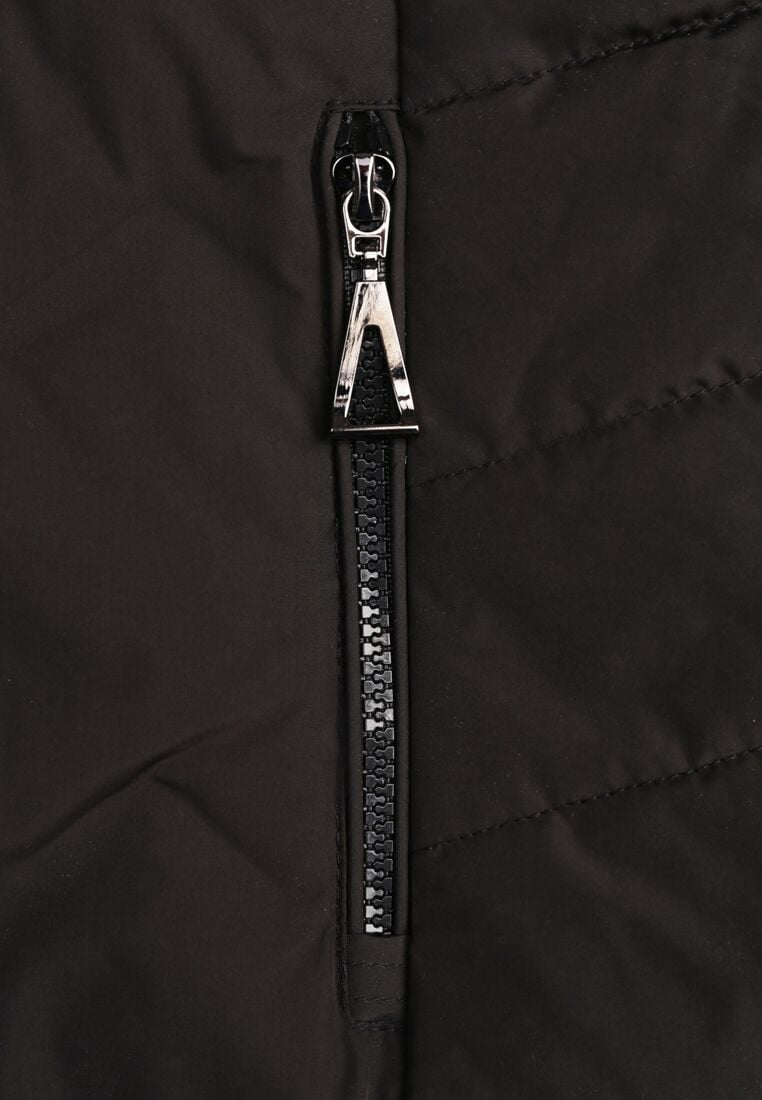Czarna Kurtka Przejściowa z Kapturem i Ozdobnym Pikowaniem Cilvessa 8