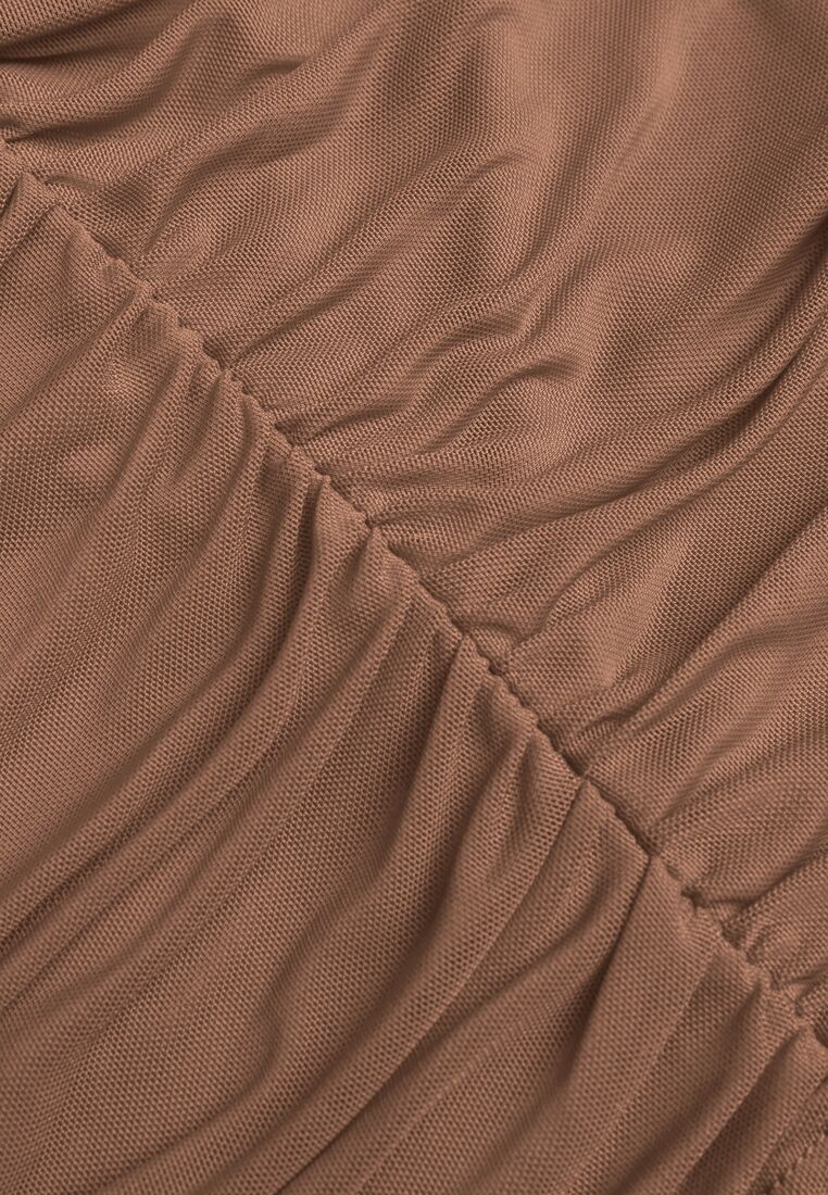 Ciemnobeżowa Siateczkowa Bluzka VICES z Odkrytymi Ramionami Ozdobiona Marszczeniem Tuvita 8