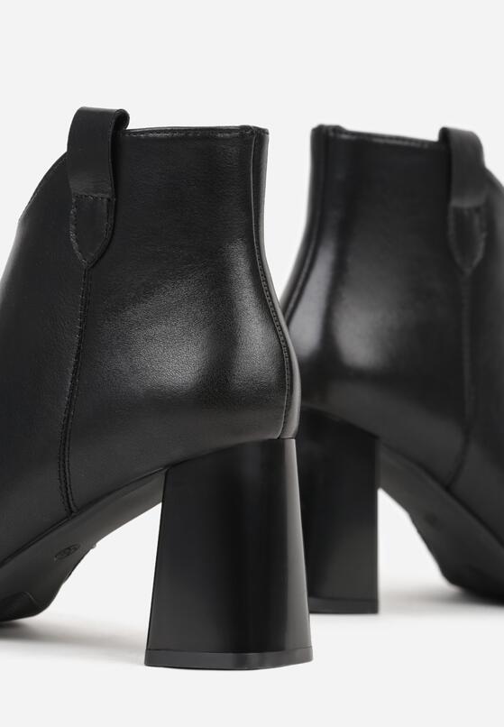 Botine Negre 7