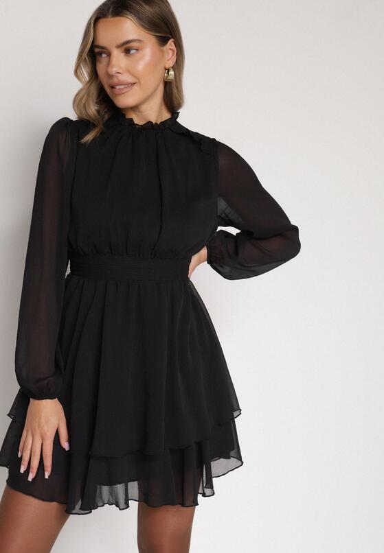 Czarna Rozkloszowana Sukienka Siateczkowa z Bufiastymi Rękawami Isovana 1