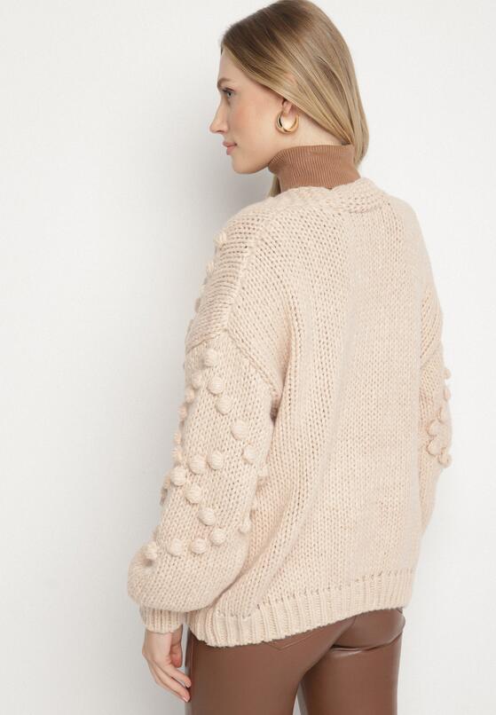 Ciemnobeżowy Kardigan Ozdobiony Pomponami Besida 3