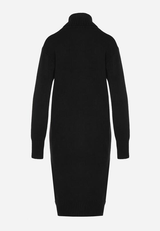 Czarna Dzianinowa Sukienka z Bawełną o Prostym Kroju z Golfem Tesala 7