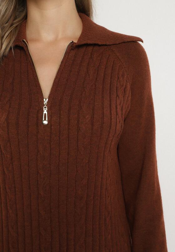 Brązowa Sweterkowa Sukienka Pudełkowa z Bawełną i Wełną Ozdobiona Suwakiem Reimia 5