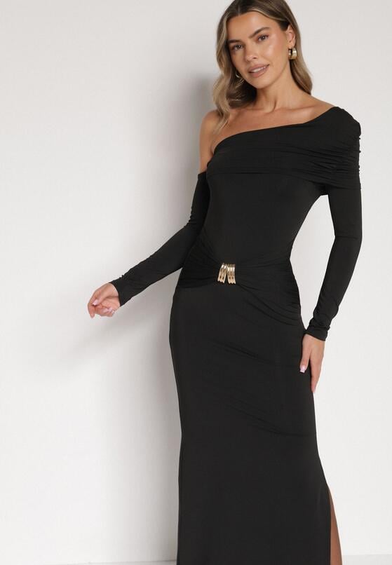 Czarna Sukienka z Wiskozą Wywiniętym Dekoltem Marszczeniem i Metaliczną Ozdobą Reillea 4