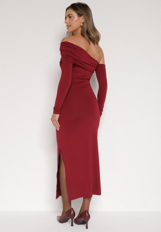 Bordowa Sukienka z Wiskozą Wywiniętym Dekoltem Marszczeniem i Metaliczną Ozdobą Reillea 3