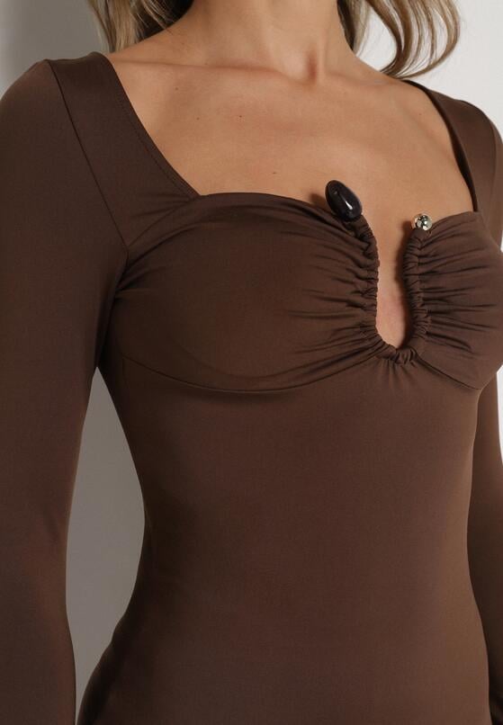 Brązowa Koktajlowa Sukienka z Wiskozą i Metaliczną Ozdobą Refare 5