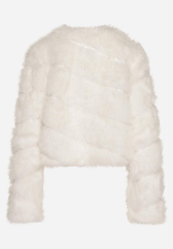 Biała Krótka Kurtka z Futerkiem na Haftki Loreinda 7