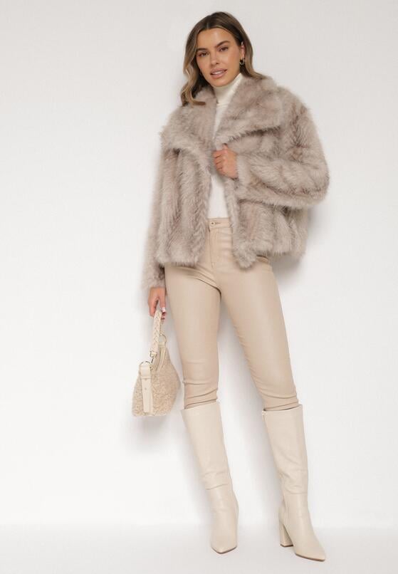 Beżowa Futrzana Kurtka z Cieniowanym Wzorem Monizavia 2