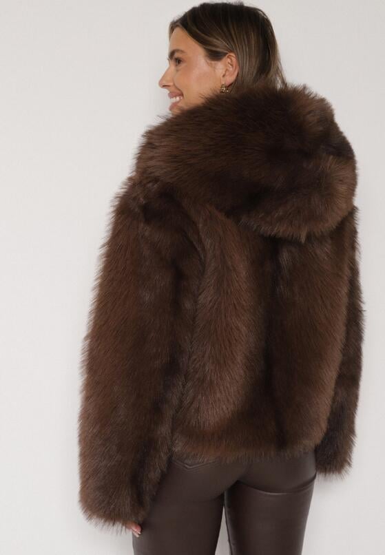 Brązowa Futrzana Kurtka z Nieodpinanym Kapturem Tusarea 3