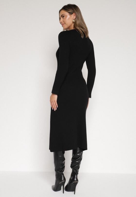 Czarna Dopasowana Sukienka z Prążkowanej Dzianiny z Wiskozą z Aplikacjami Tusmana 3