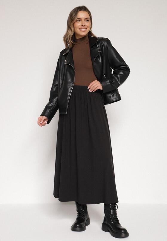 Czarna Bawełniana Spódnica o Rozkloszowanym Kroju Tusnara 4