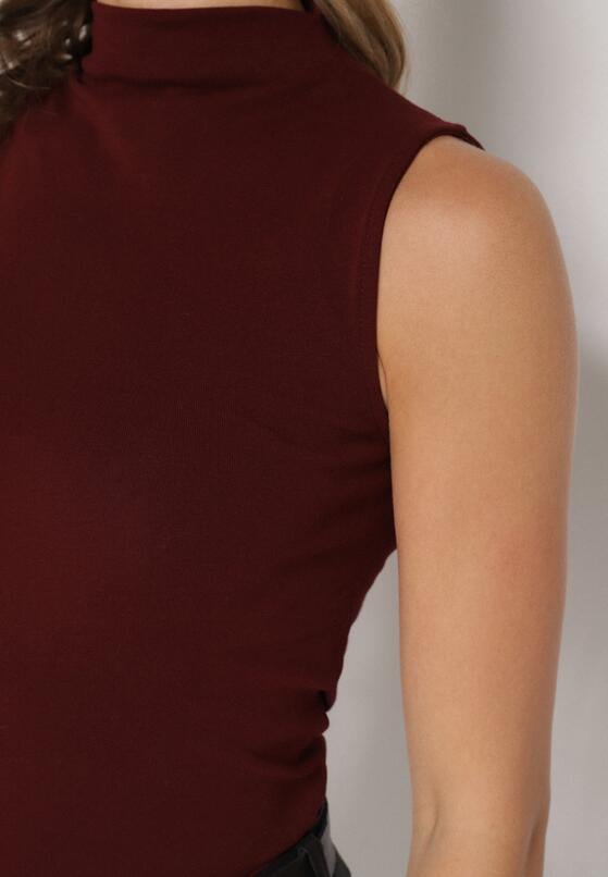 Bordowy Bawełniany Top o Dopasowanym Kroju z Półgolfem Unarisa 5