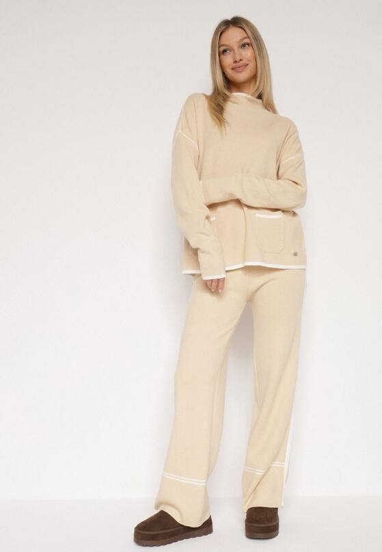 Jasnobeżowy Dzianinowy Komplet Szerokie Spodnie i Sweter z Kieszonkami i Lamówką Wedisena 1