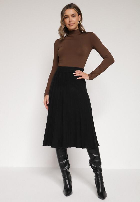 Czarna Rozkloszowana Plisowana Spódnica Dzianinowa Tussana 4