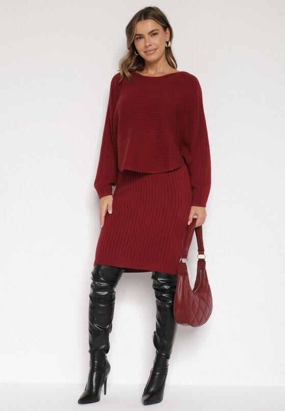 Czerwony Dzianinowy Komplet Prążkowany Sukienka i Sweter o Kroju Nietoperz Wederela 3