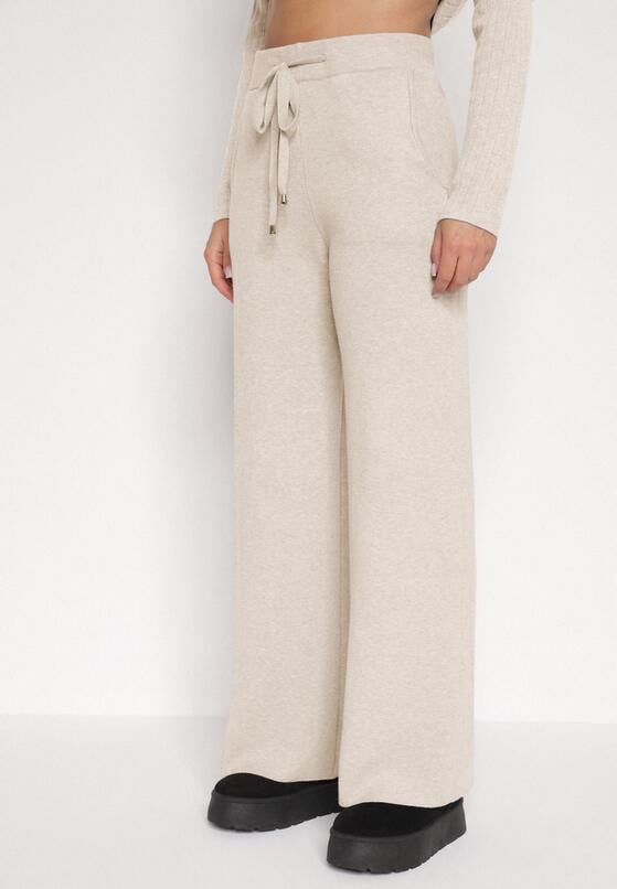 Jasnobeżowe Dzianinowe Spodnie o Szerokim Kroju ze Sznurkami Melatusa 1