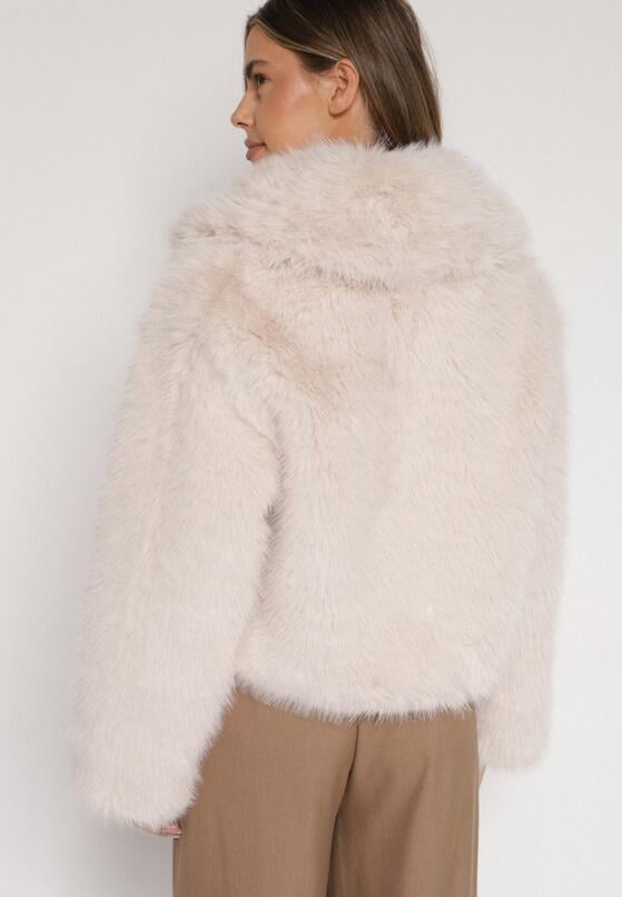 Beżowa Kurtka Futrzana z Ozdobnym Kołnierzem Wedoria 3