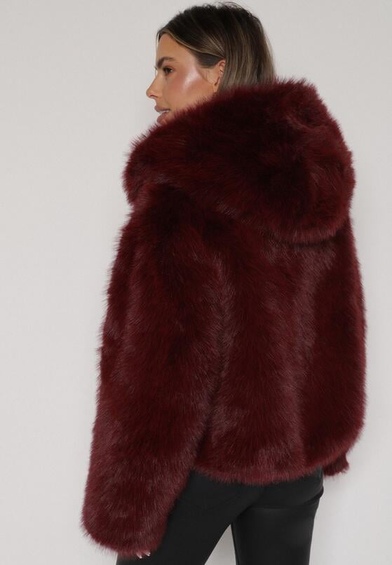 Bordowa Futrzana Kurtka z Nieodpinanym Kapturem Zetena 3