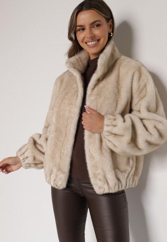 Beżowa Kurtka Futerko o Kroju Bomberki z Kieszeniami Tiwedara 4