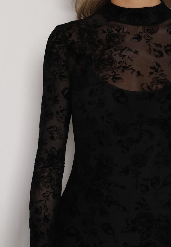 Czarna Dopasowana Sukienka z Dodatkiem Wiskozy i Welurowymi Kwiatami Vetielle 5