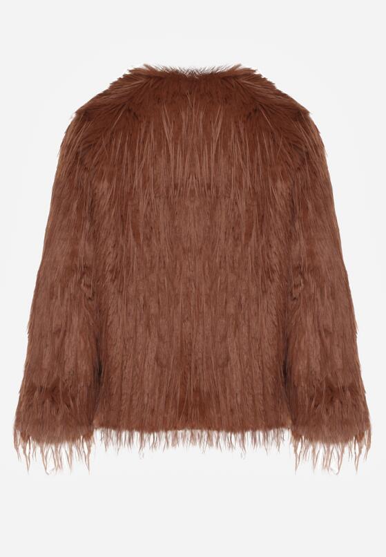 Brązowa Kurtka Futrzana o Prostym Kroju Zapinana na Haftki Siarale 7