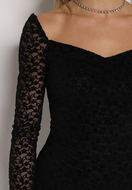 Czarna Koronkowa Sukienka o Dopasowanym Kroju z Kwadratowym Dekoltem Tiwedesa 5