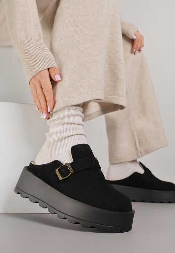 Czarne Niskie Śniegowce na Grubej Podeszwie Zdobione Sprzączką Vetiare 2