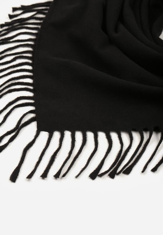 Czarny Gładki Szalik z Frędzlami Vetiela 2