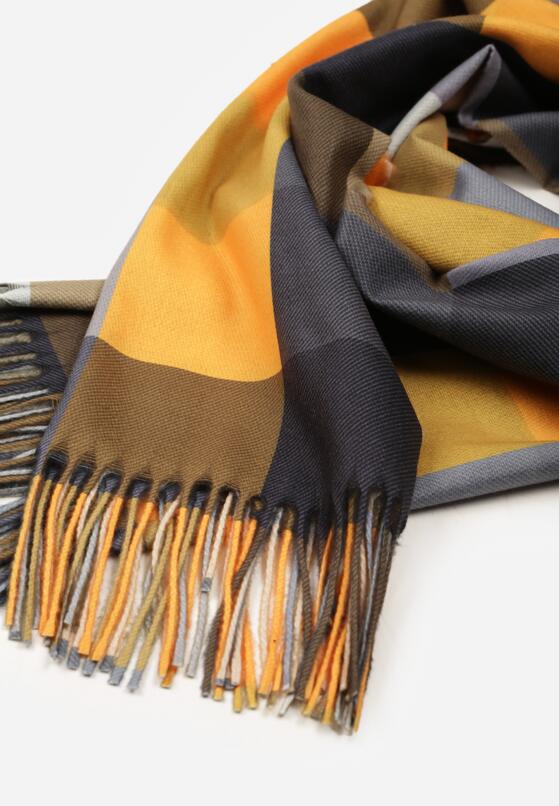 Żółty Szalik z Wiskozy z Frędzlami w Szeroką Kratę Califera 2