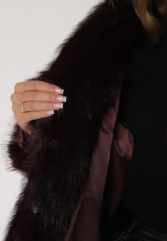 Bordowa Kurtka Futerko z Ozdobnym Kołnierzem Devrenna 5