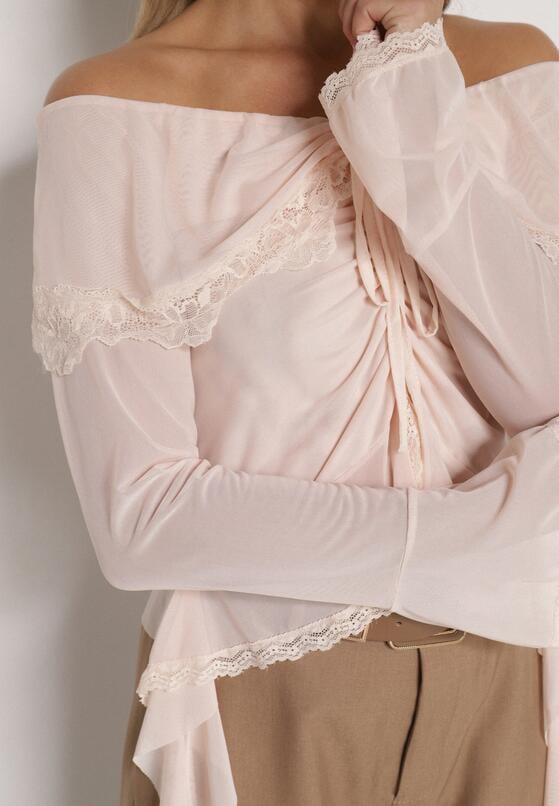 Jasnobeżowa Siateczkowa Bluzka z Bawełny i Wiskozy z Odkrytymi Ramionami Fenikka 5