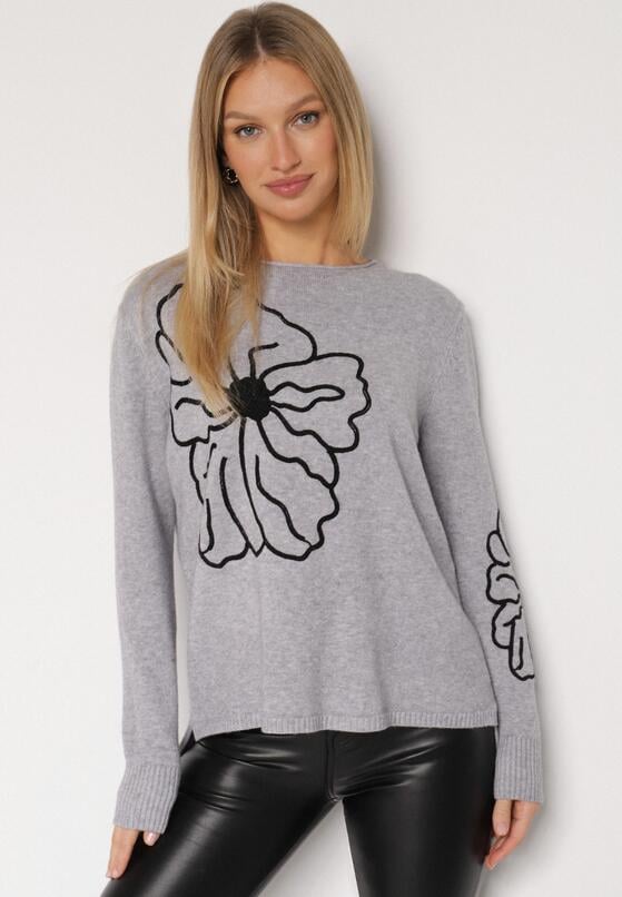 Szary Sweter Ozdobiony Haftowanymi Kwiatami Halatusea 2