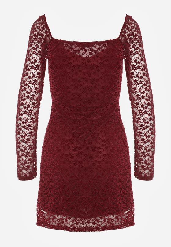 Bordowa Koronkowa Sukienka o Dopasowanym Kroju z Kwadratowym Dekoltem Tiwedesa 7