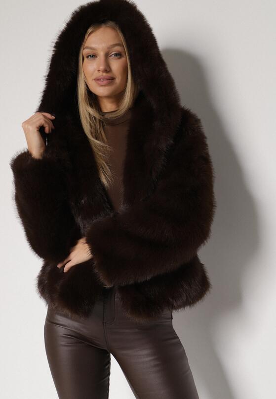 Brązowa Kurtka Futrzana z Nieodpinanym Kapturem Vetirire 1