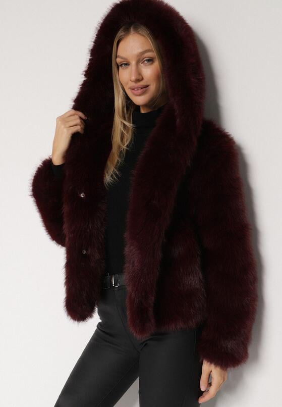 Bordowa Kurtka Futrzana z Nieodpinanym Kapturem Vetirire 4