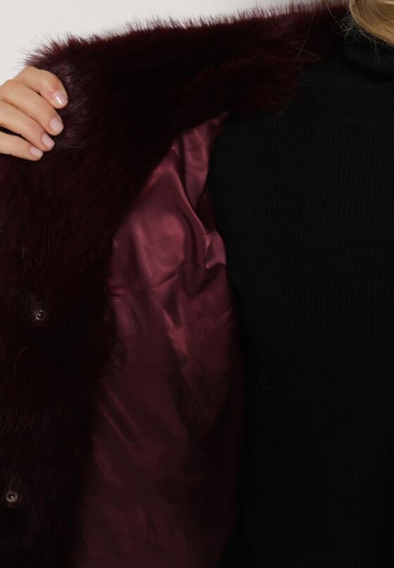Bordowa Kurtka Futrzana z Nieodpinanym Kapturem Vetirire 5
