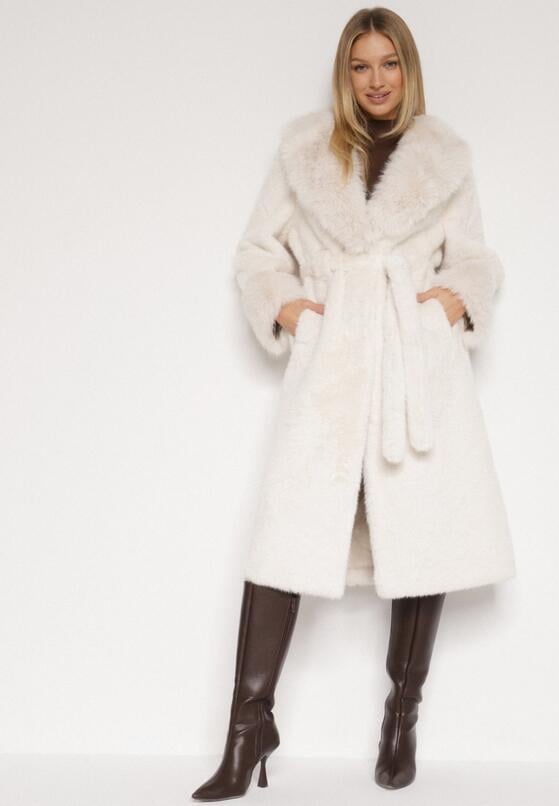 Biały Futerkowy Płaszcz z Szerokim Kołnierzem i Mankietami z Wiązanym Paskiem Viaruna 1