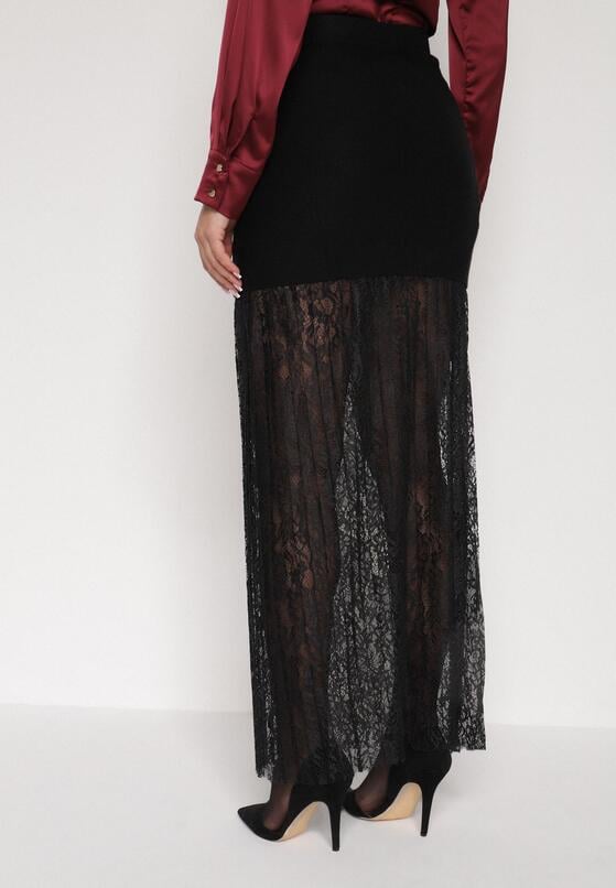 Czarna Dzianinowa Spódnica z Wiskozą Zdobiona Koronką i Guzikami Sewora 3