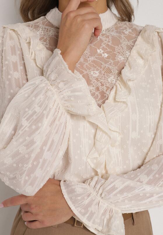Beżowa Bluzka Zdobiona Koronką Falbankami i Metaliczną Nicią Feralea 5