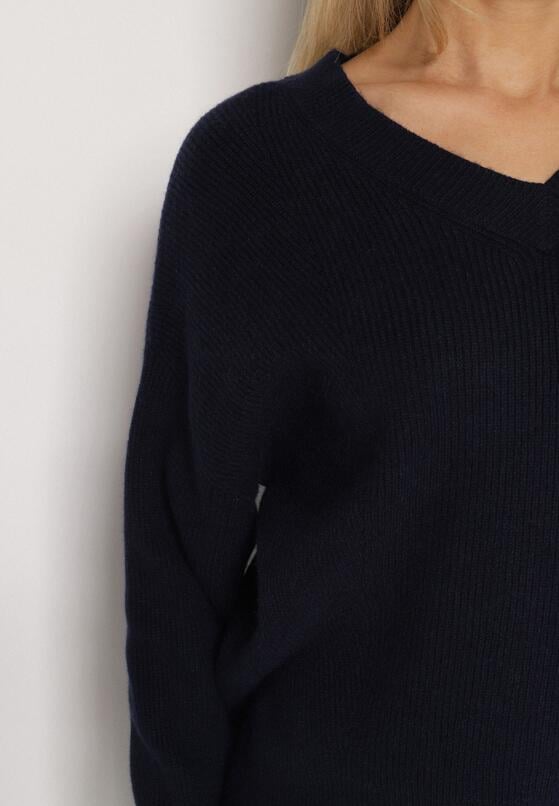Granatowy Sweter z Domieszką Kaszmiru z Dekoltem w Serek Feralaine 5