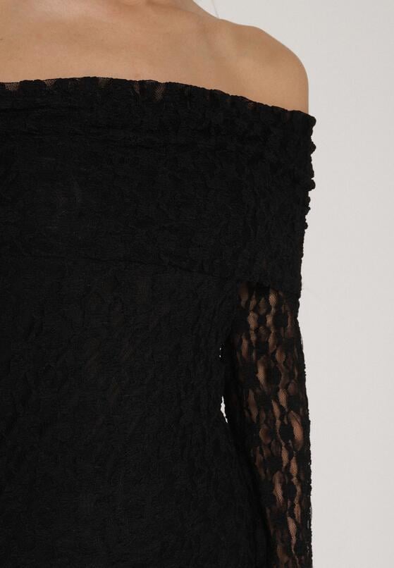 Czarna Koktajlowa Sukienka z Odkrytymi Ramionami z Koronki Eperrie 5