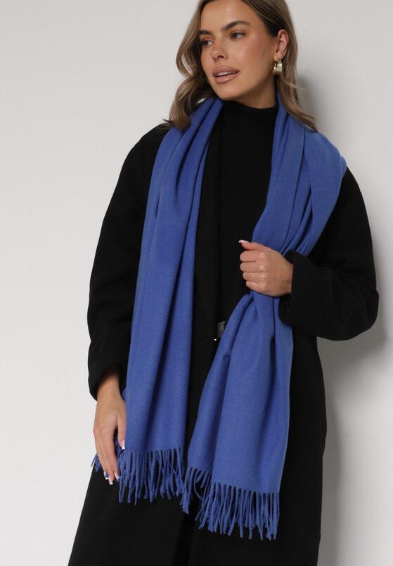 Niebieski Szalik z Bawełną i Wiskozą Ozdobiony Frędzlami Siadortia 1