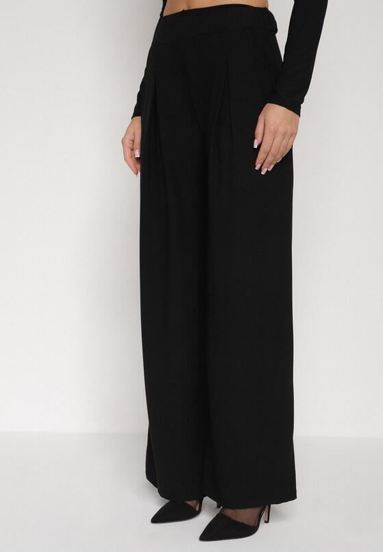 Czarny Elegancki Komplet Szerokie Spodnie i Bluzka z Usztywnianymi Ramionami Sewesta 4