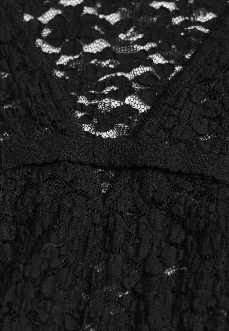 Czarna Koronkowa Bluzka z Długim Rękawem i Dekoltem w Serek Senafera 8
